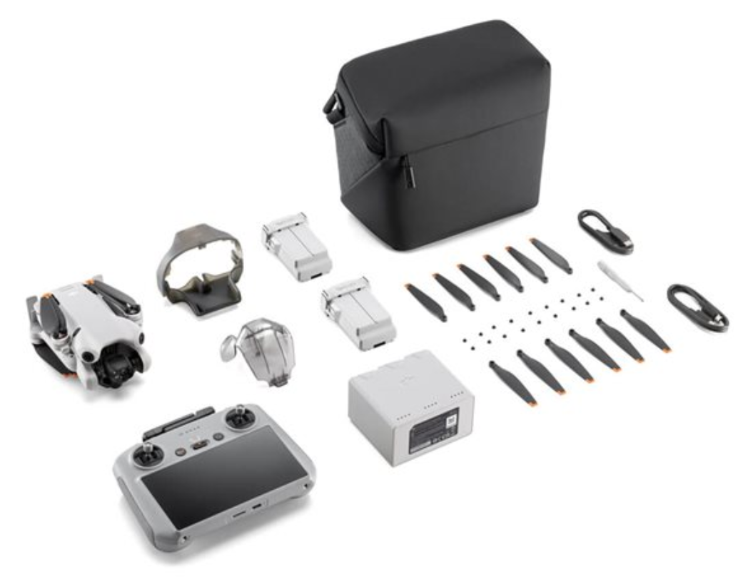 DJI Mini 4 Pro Fly More Combo (DJI RC 2) - Dron - USB